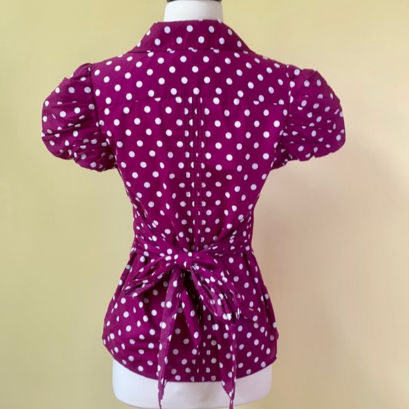 Juicy Couture Magenta Polka Dot Popover Top - Picture 4 of 10